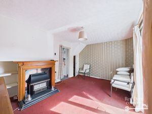 Sitting Room- click for photo gallery